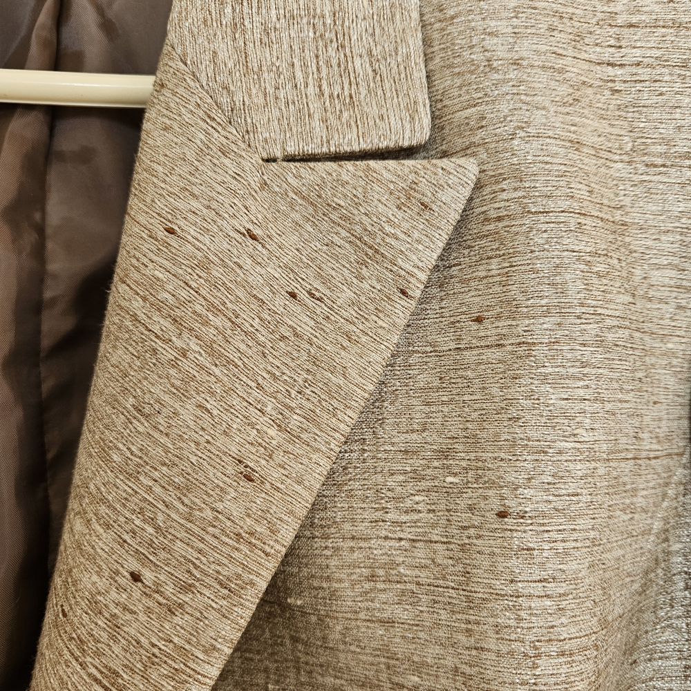 Le Suit Tan/Gold Blazer - Picture 2 of 6